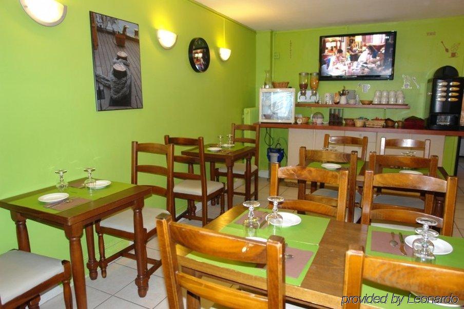 Kyriad Direct Rouen Centre Gare Restaurant photo